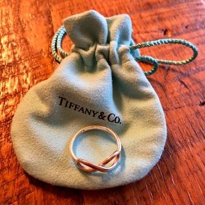 Tiffany & Co Infinity Ring
